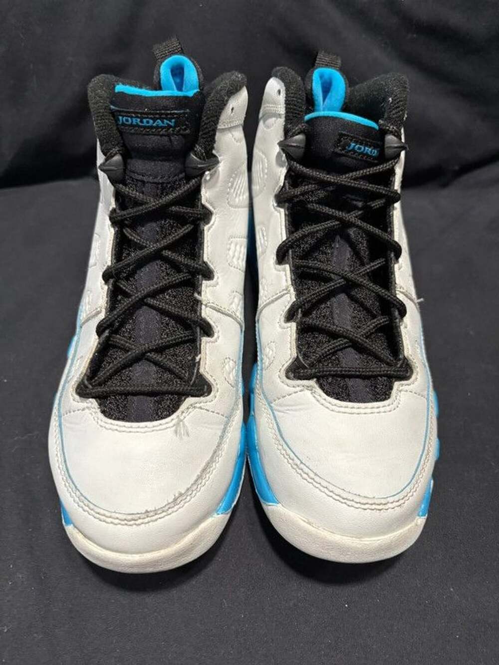 Jordan 9 Powder Blue - Picture 2 of 3